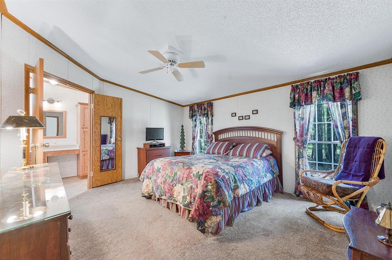 19251 Indian Dr in Green Twp, MI Photo 20
