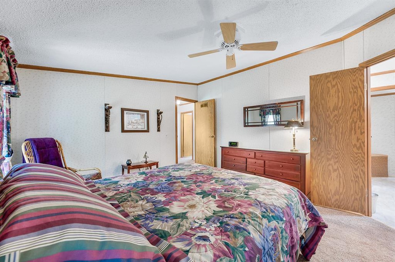 19251 Indian Dr in Green Twp, MI Photo 24
