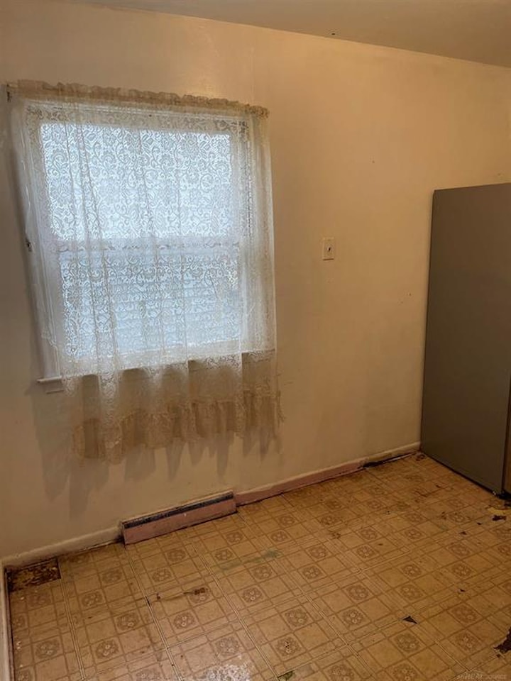 11280 Maxwell Ave in Warren, MI Photo 4