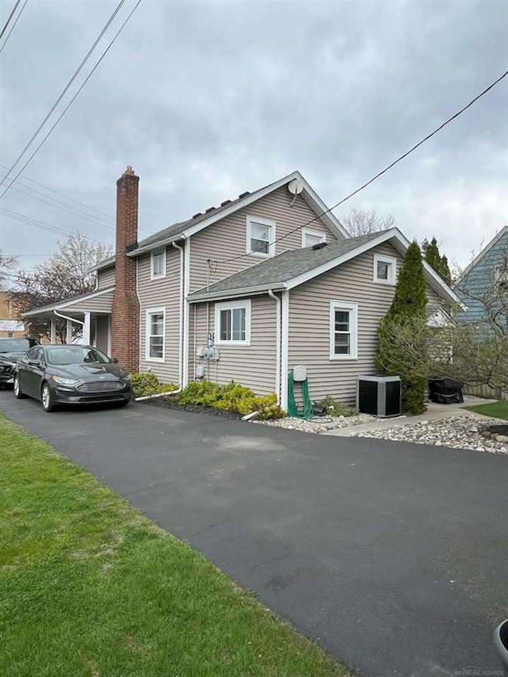 7838 Stead St in Utica, MI Photo 3