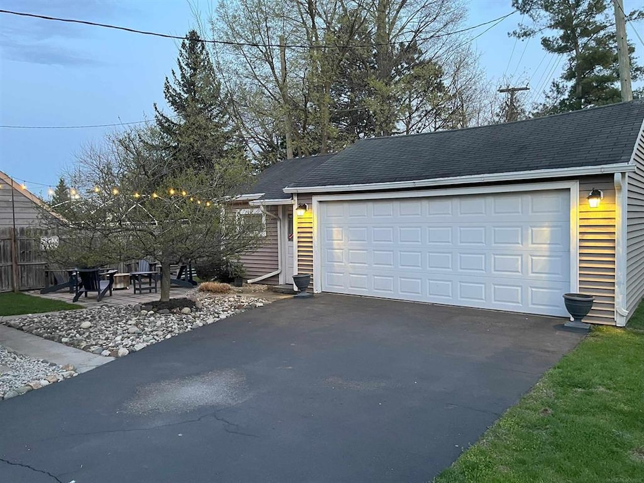 7838 Stead St in Utica, MI Photo 4