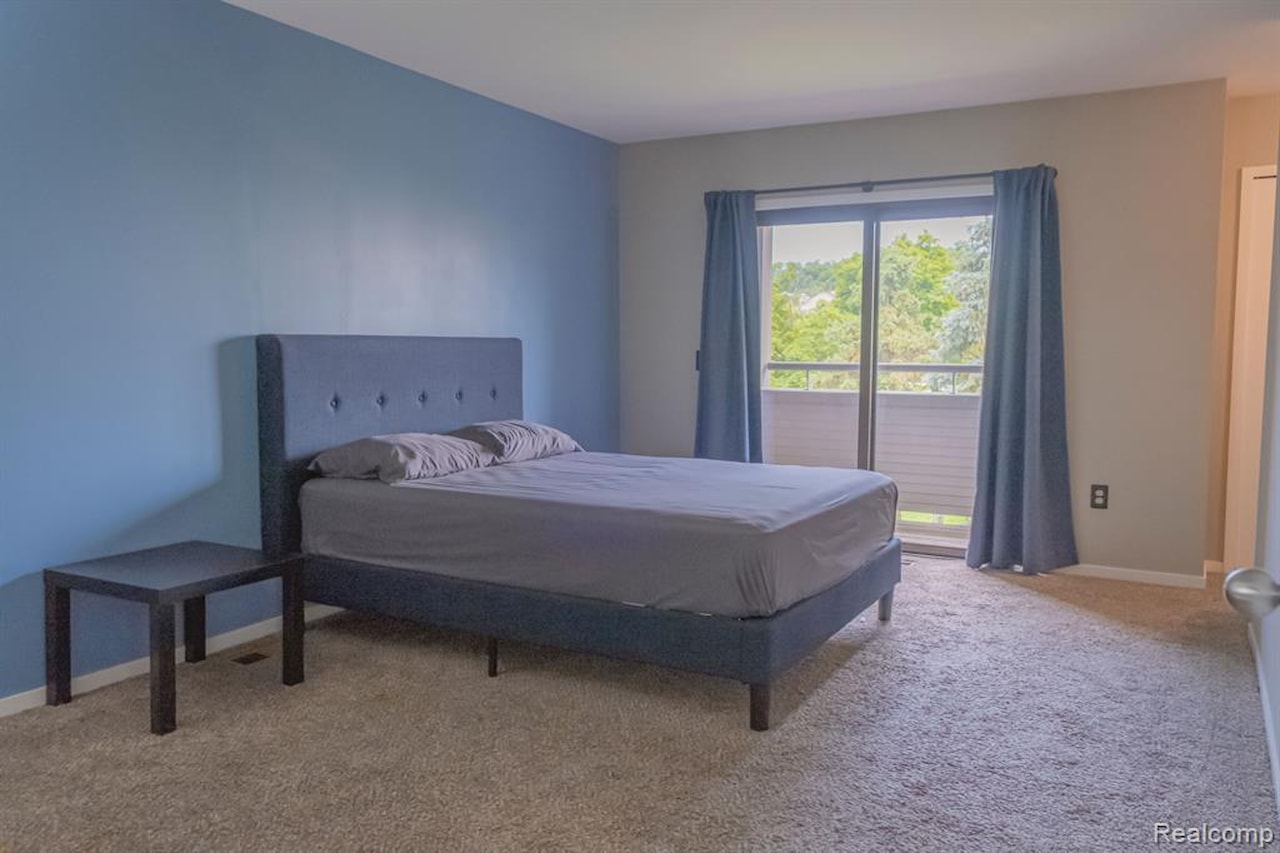 726 Hamilton in Rochester Hills, MI Photo 30