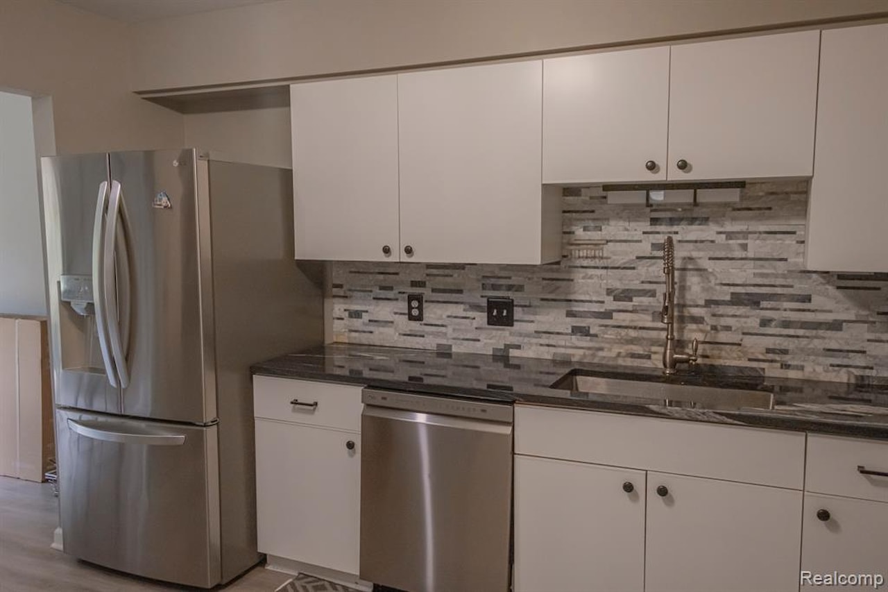 726 Hamilton in Rochester Hills, MI Photo 15