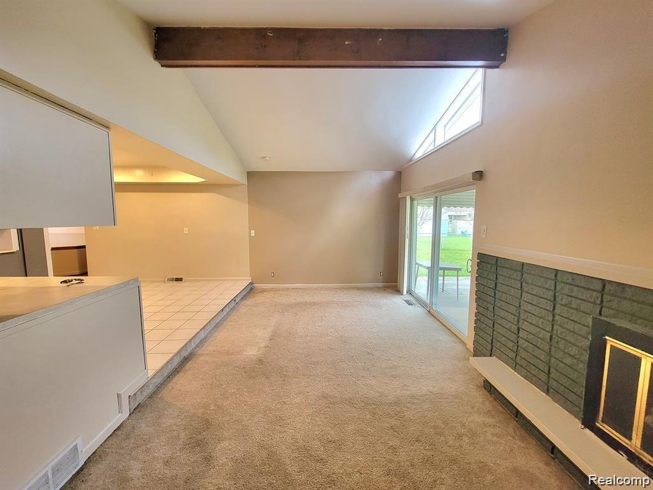 28142 Liberty Dr in Warren, MI Photo 11