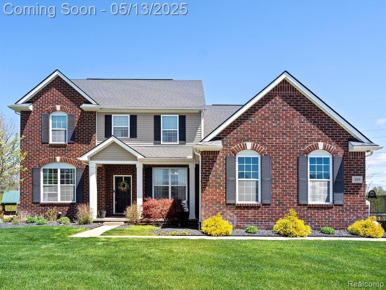 889 Appleton in Oakland Twp, MI Photo 2