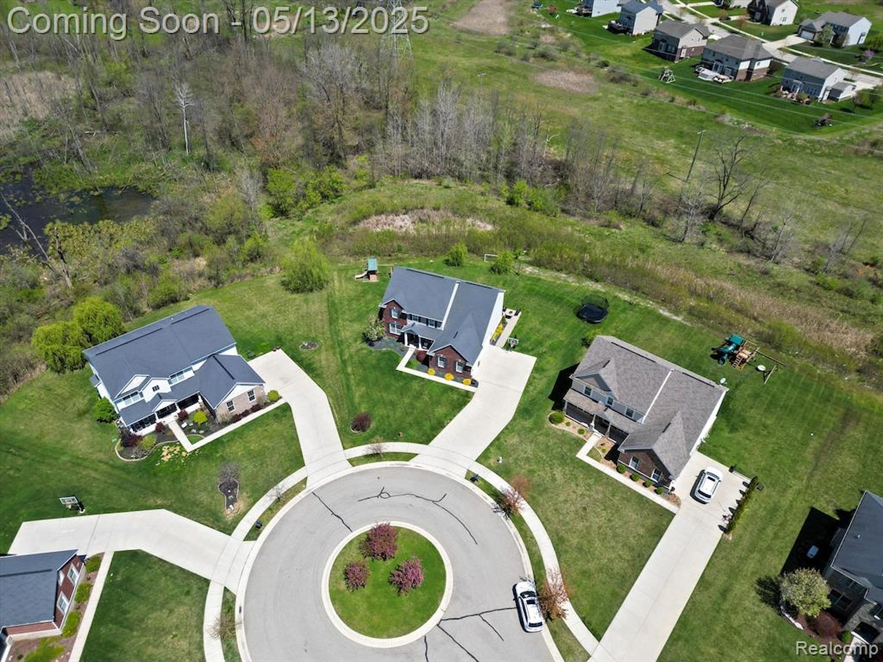 889 Appleton in Oakland Twp, MI Photo 15
