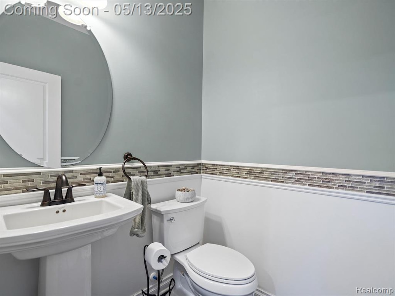 889 Appleton in Oakland Twp, MI Photo 38