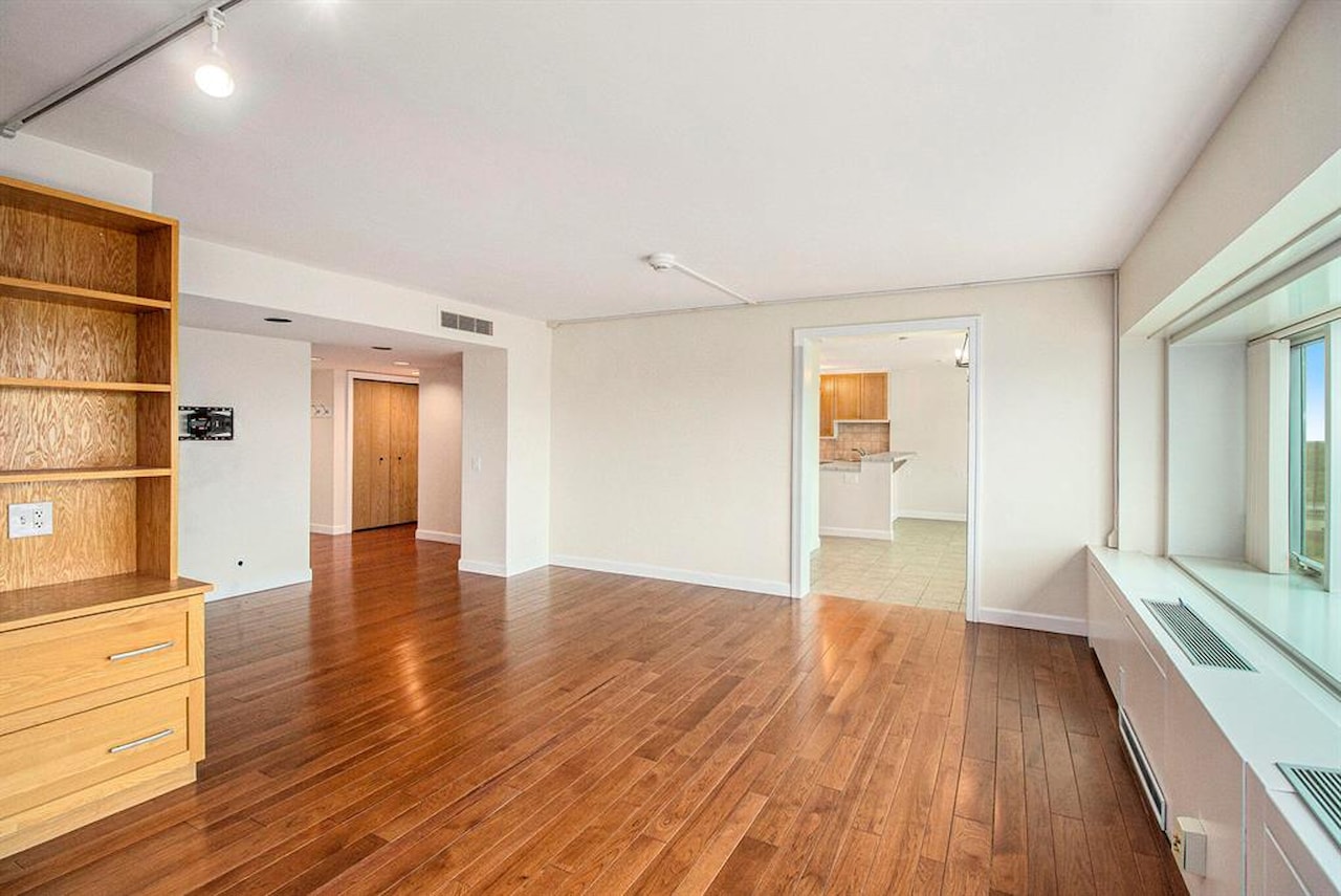 555 E William St #25J in Ann Arbor, MI Photo 7