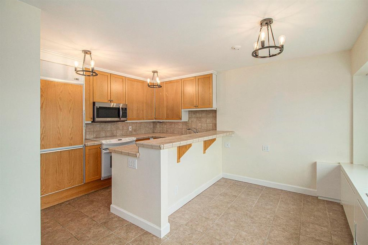555 E William St #25J in Ann Arbor, MI Photo 10