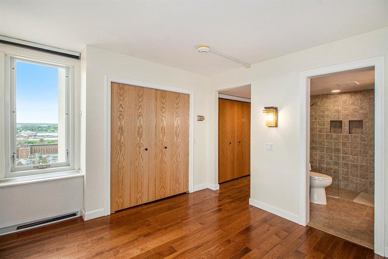 555 E William St #25J in Ann Arbor, MI Photo 15