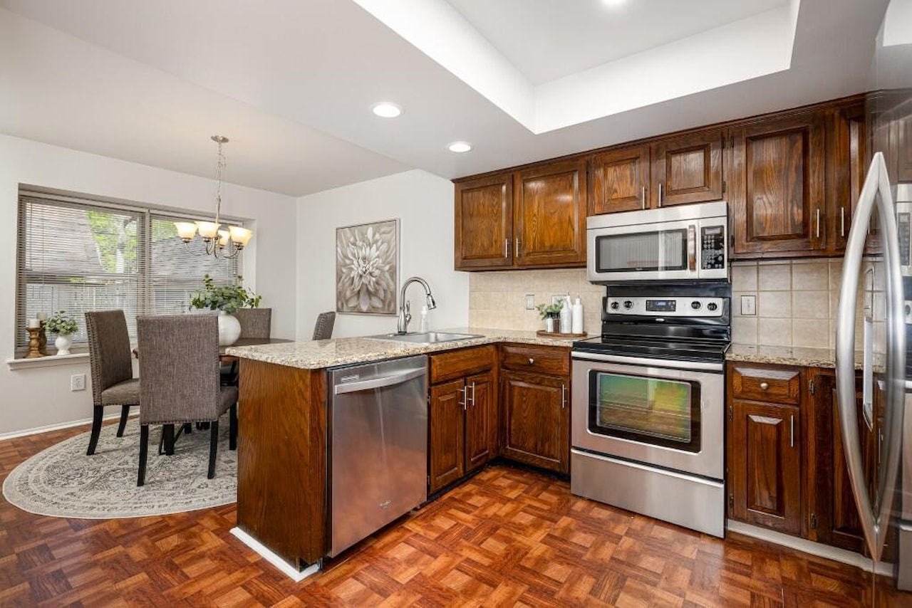 3324 Alpine Dr in Ann Arbor, MI Photo 9