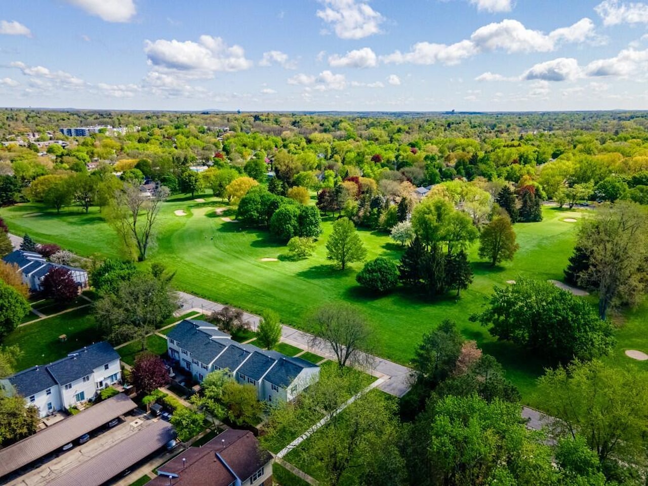 3324 Alpine Dr in Ann Arbor, MI Photo 48