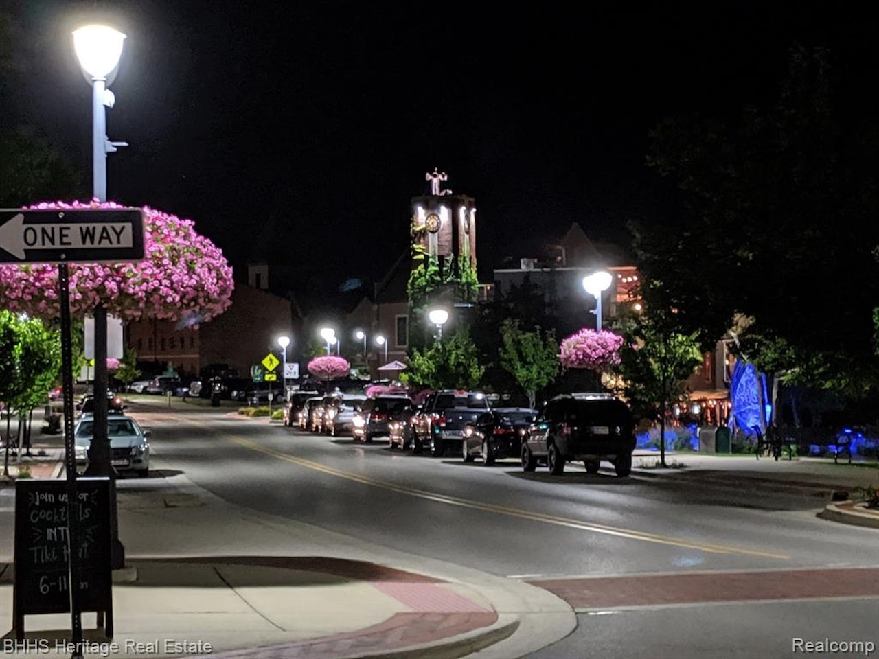 504 Union St in Fenton, MI Photo 6