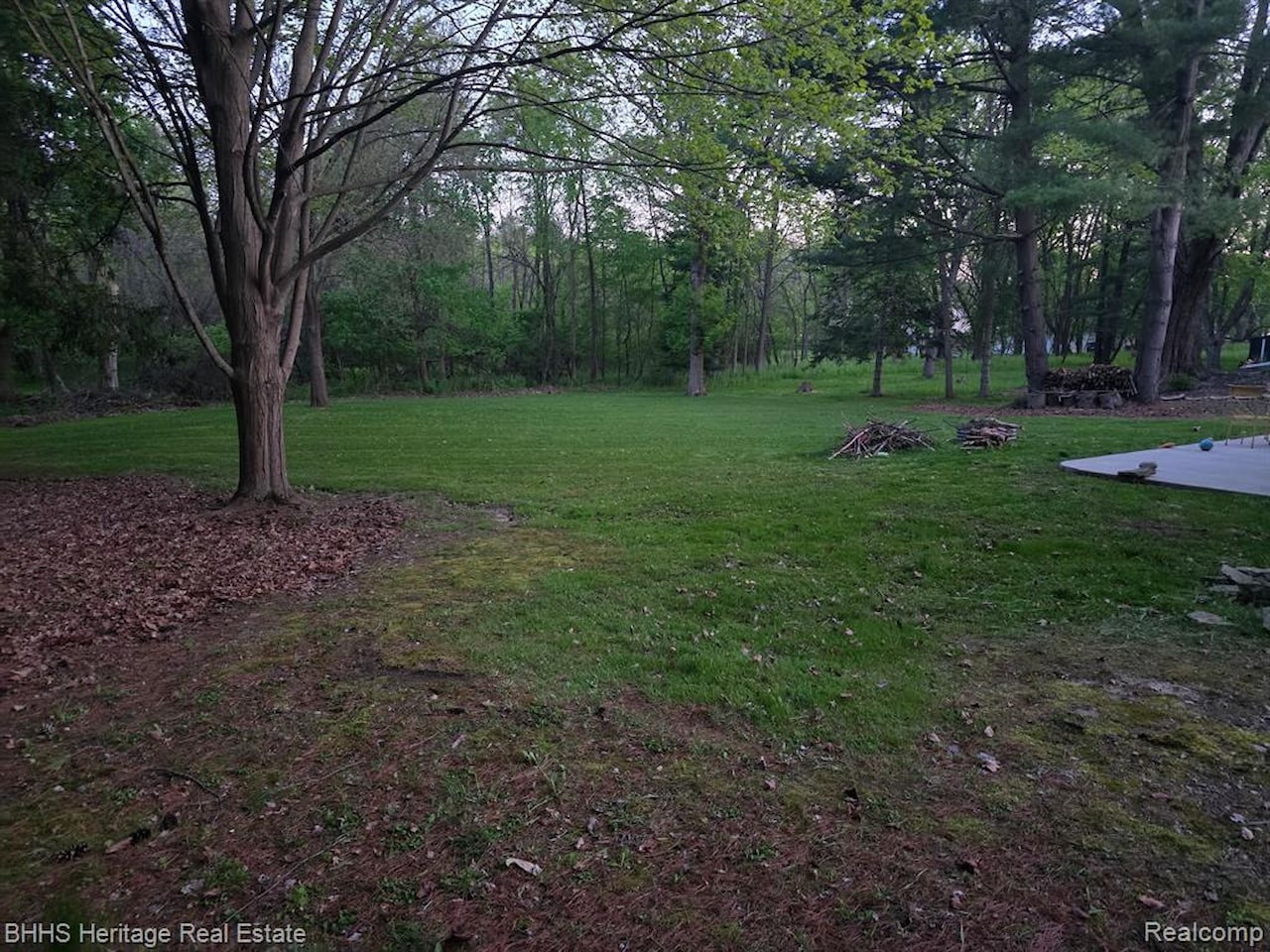 504 Union St in Fenton, MI Photo 9