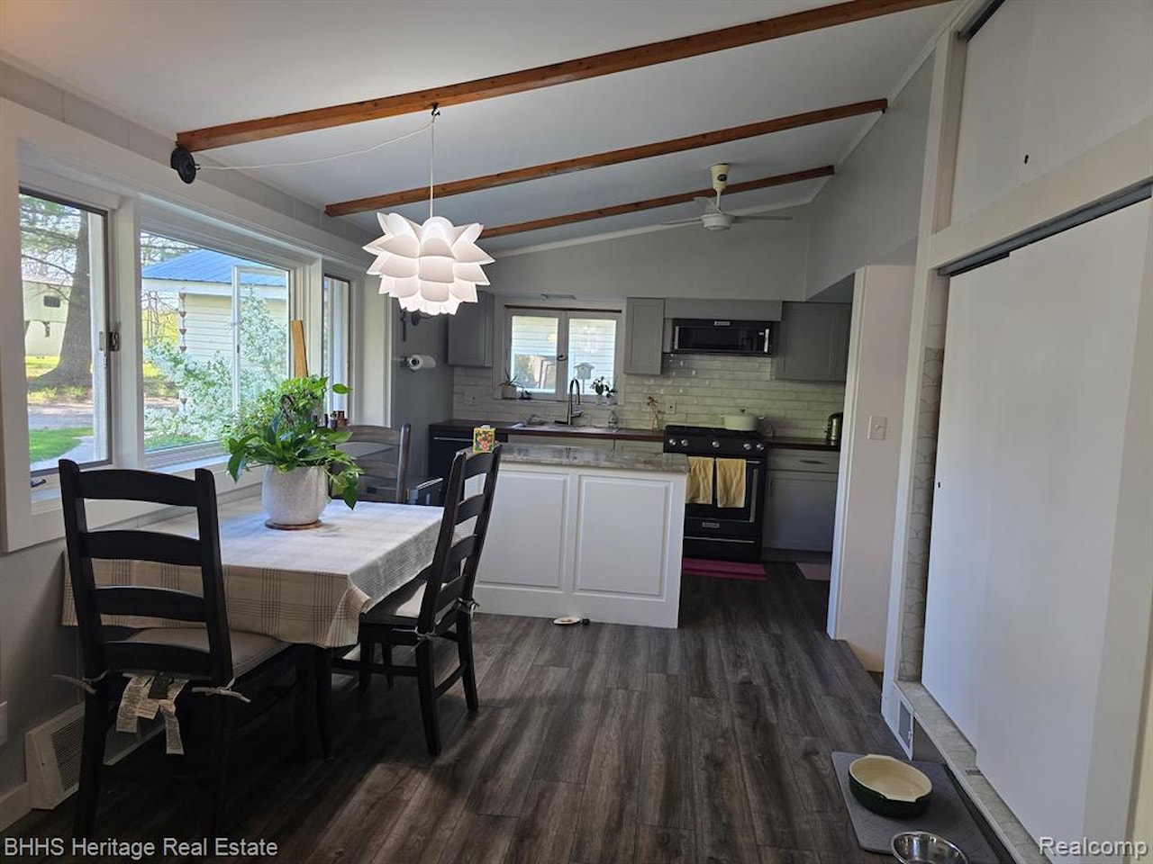 504 Union St in Fenton, MI Photo 13