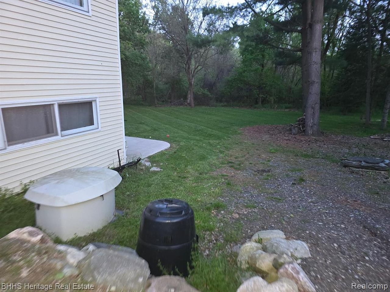 504 Union St in Fenton, MI Photo 5