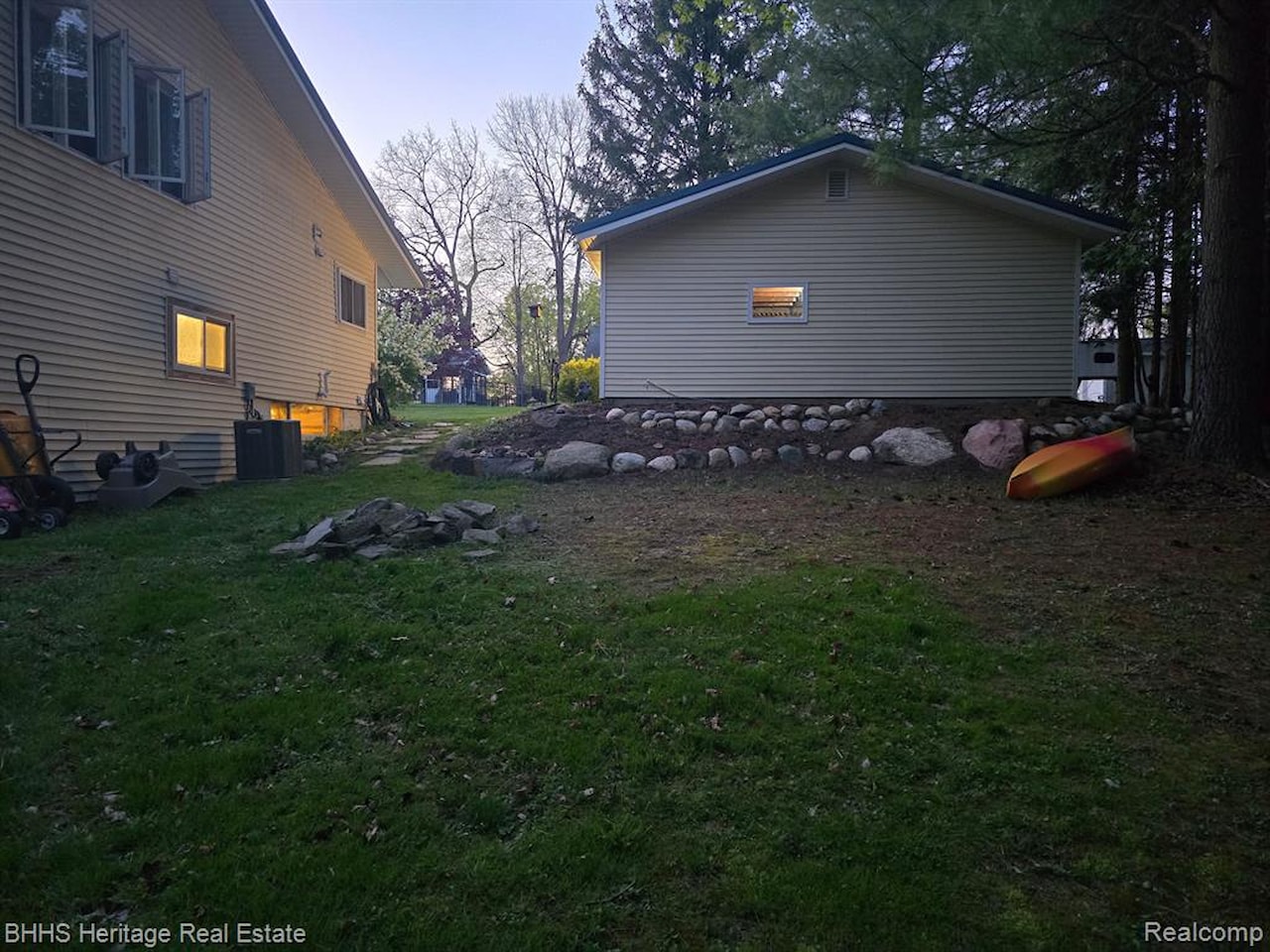 504 Union St in Fenton, MI Photo 10