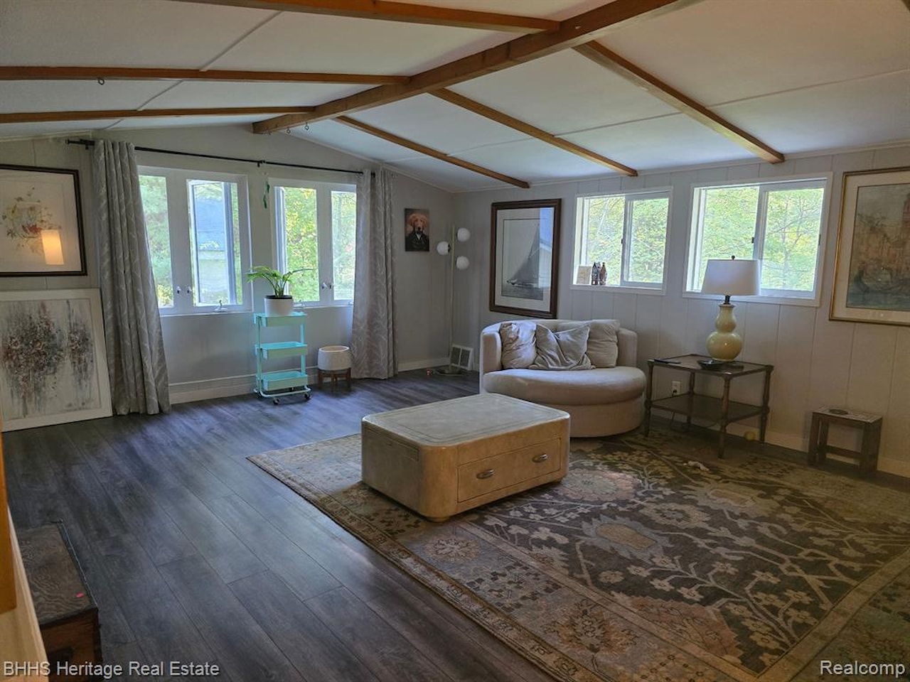 504 Union St in Fenton, MI Photo 15