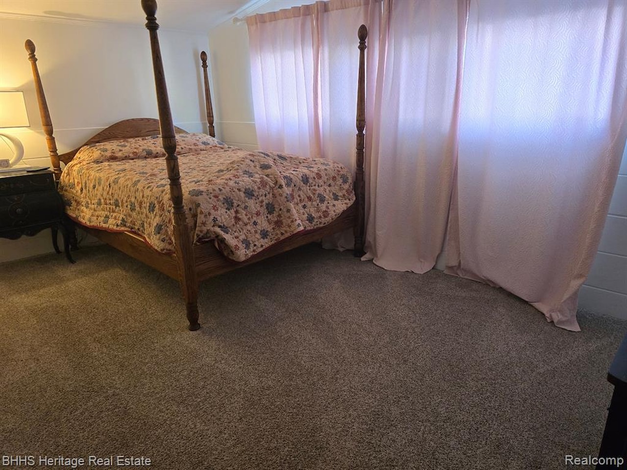 504 Union St in Fenton, MI Photo 16