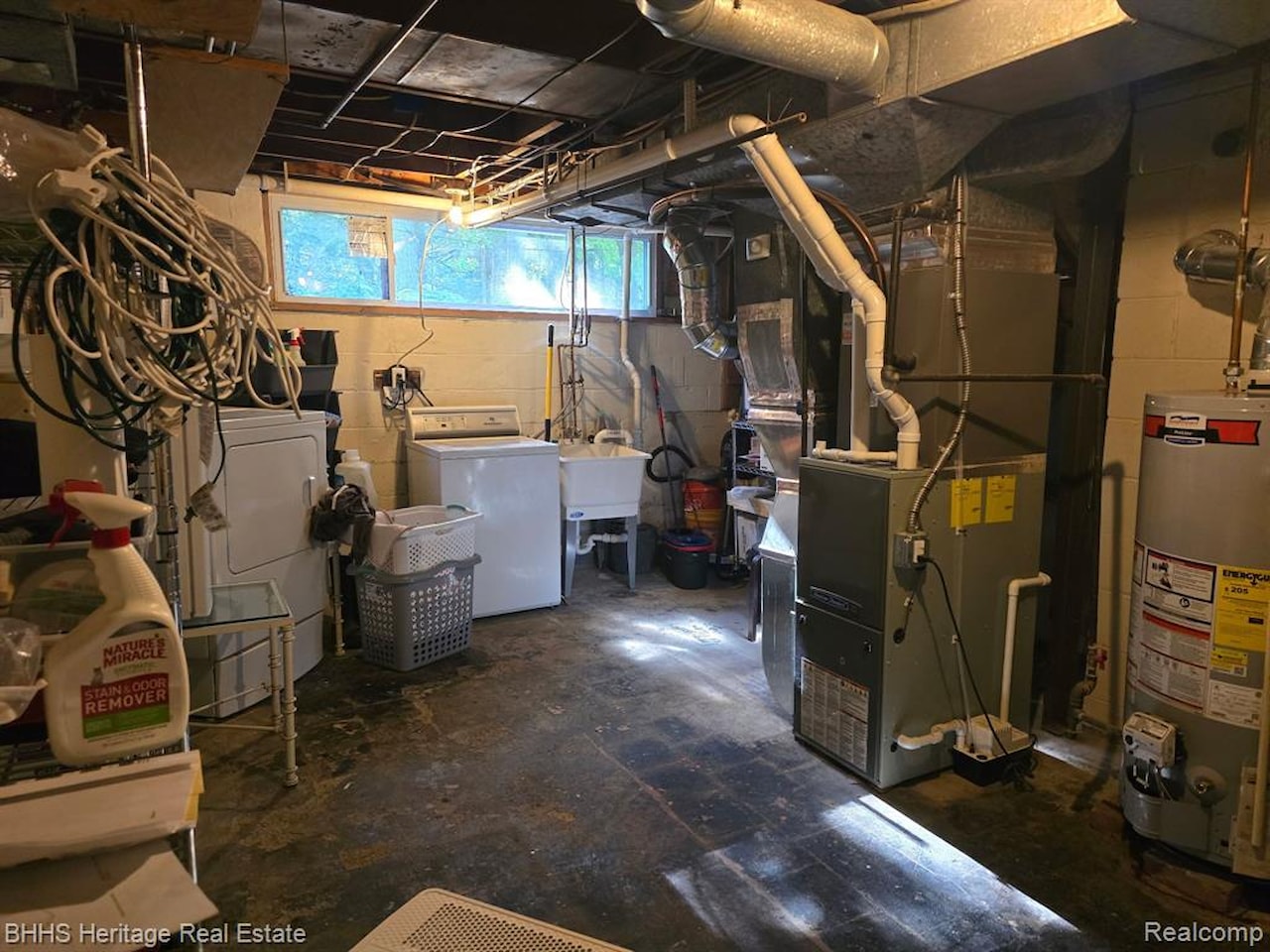504 Union St in Fenton, MI Photo 24