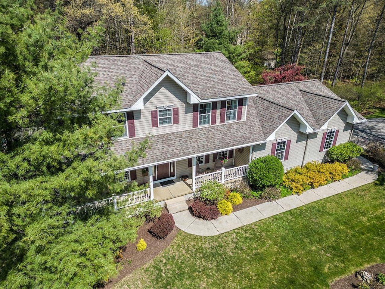930 NE Mccabe Ave in Ada Twp, MI Photo 49