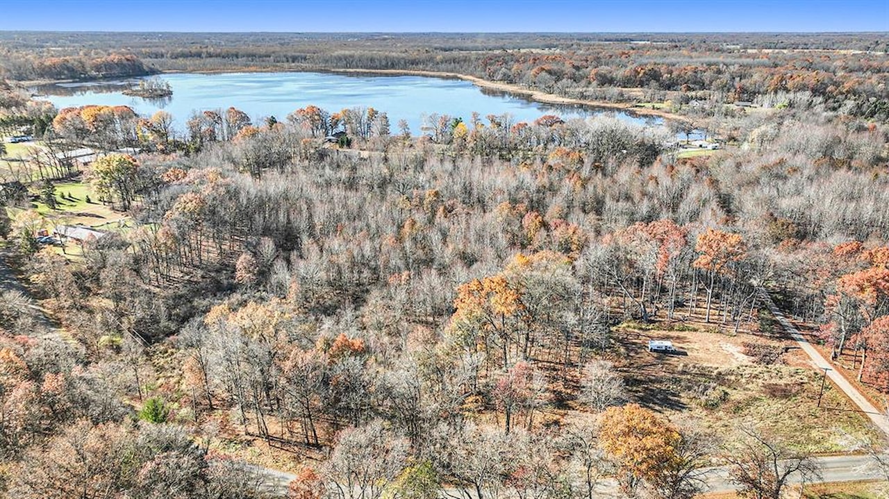 V/L Cedar Lake in Fredonia Twp, MI Photo 3