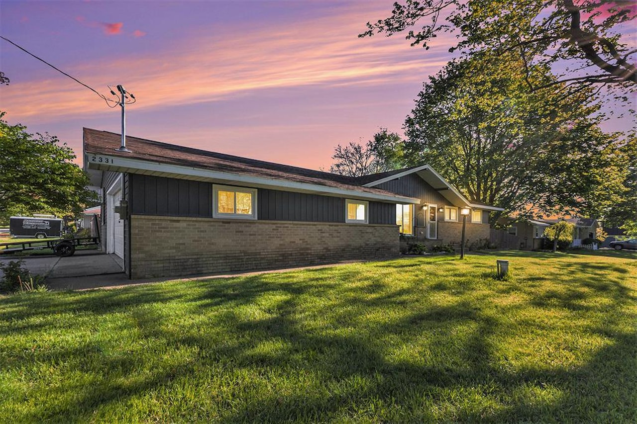 2331 SW 92nd St in Byron Twp, MI