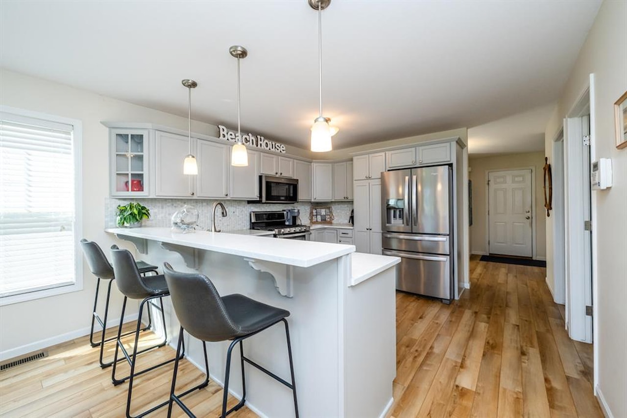 405 Anchors Way in St. Joseph, MI Photo 7