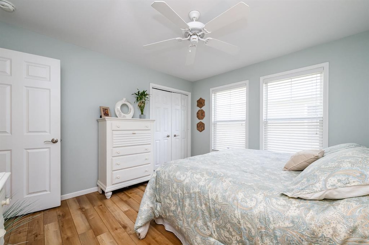 405 Anchors Way in St. Joseph, MI Photo 14