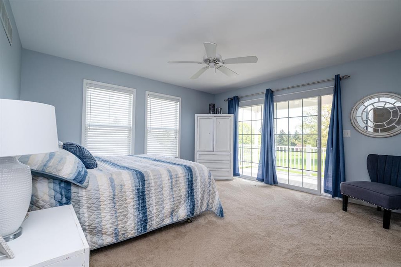 405 Anchors Way in St. Joseph, MI Photo 35