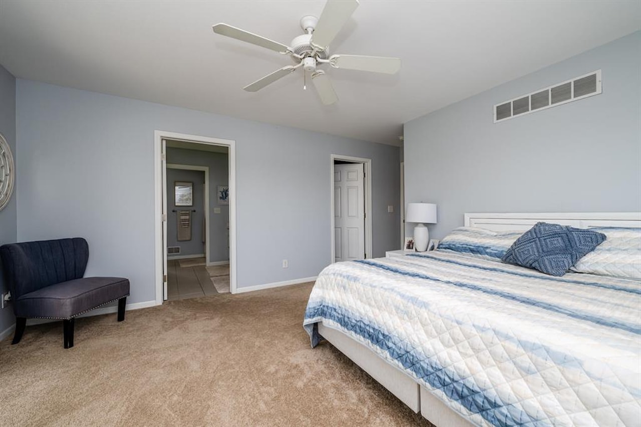 405 Anchors Way in St. Joseph, MI Photo 36