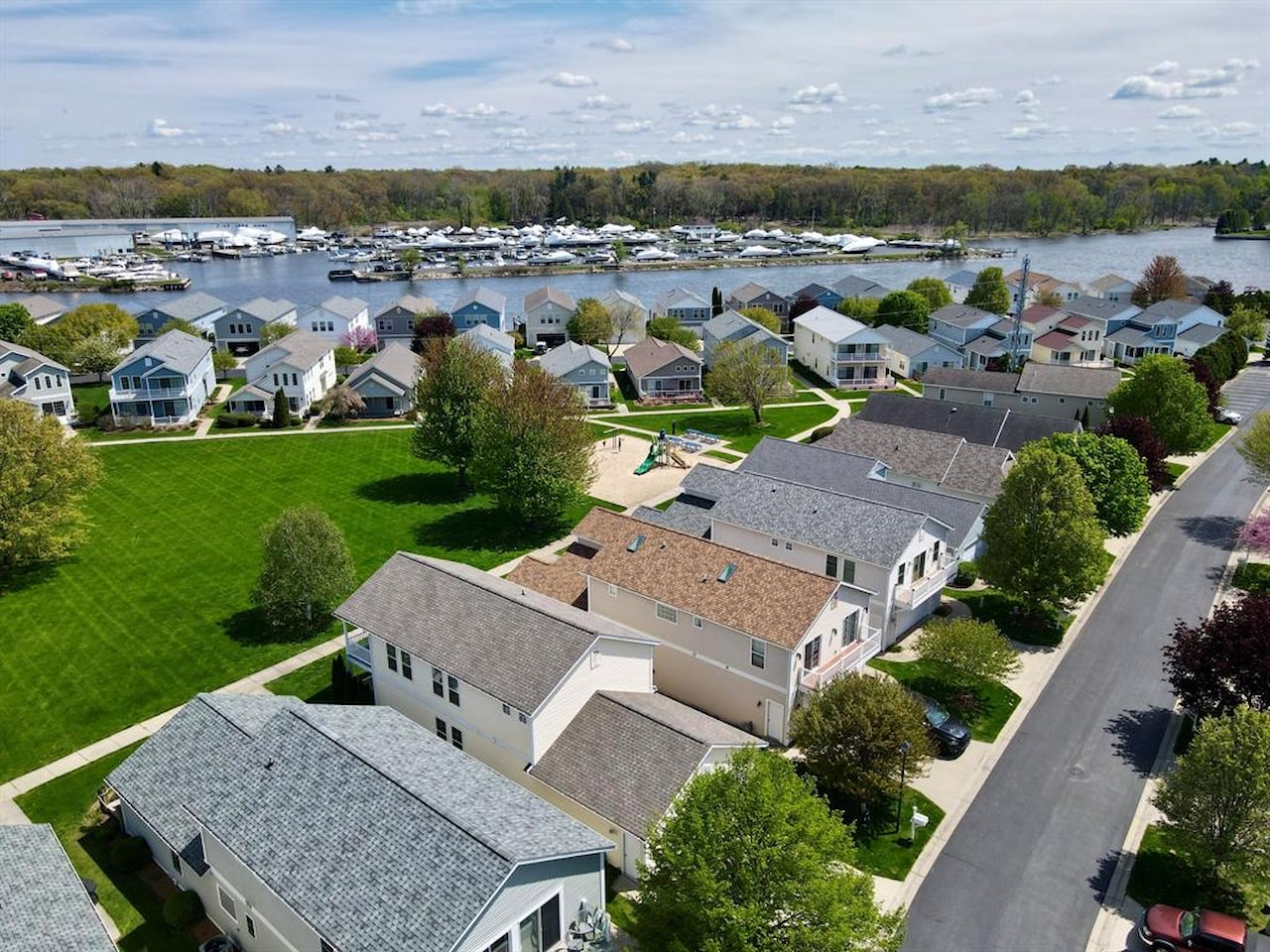 405 Anchors Way in St. Joseph, MI Photo 45