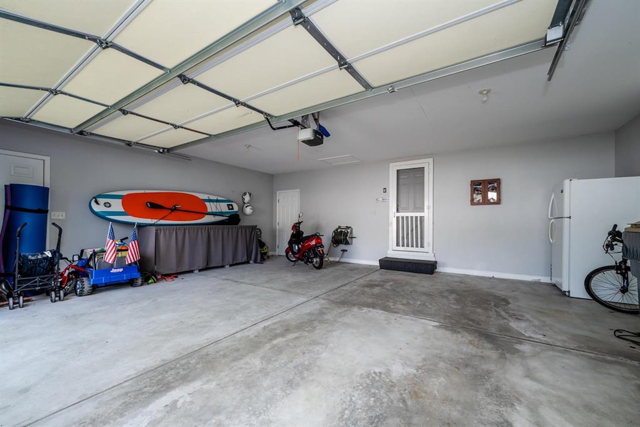 405 Anchors Way in St. Joseph, MI Photo 48