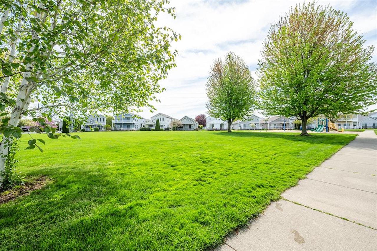405 Anchors Way in St. Joseph, MI Photo 53