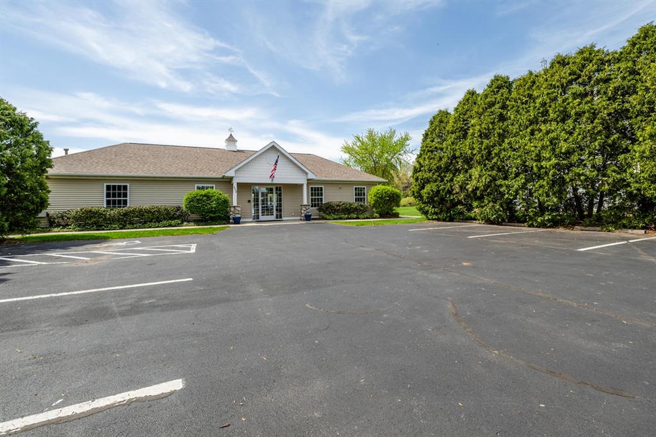 405 Anchors Way in St. Joseph, MI Photo 57