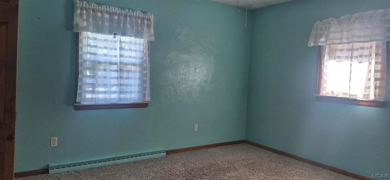 126 E Vesey St in Petersburg, MI Photo 9