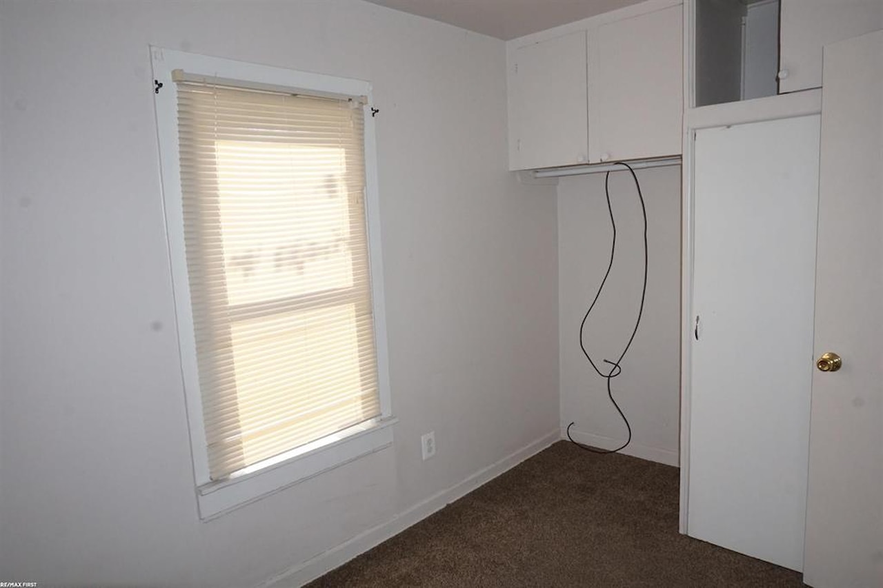 26333 Belanger St in Roseville, MI Photo 6