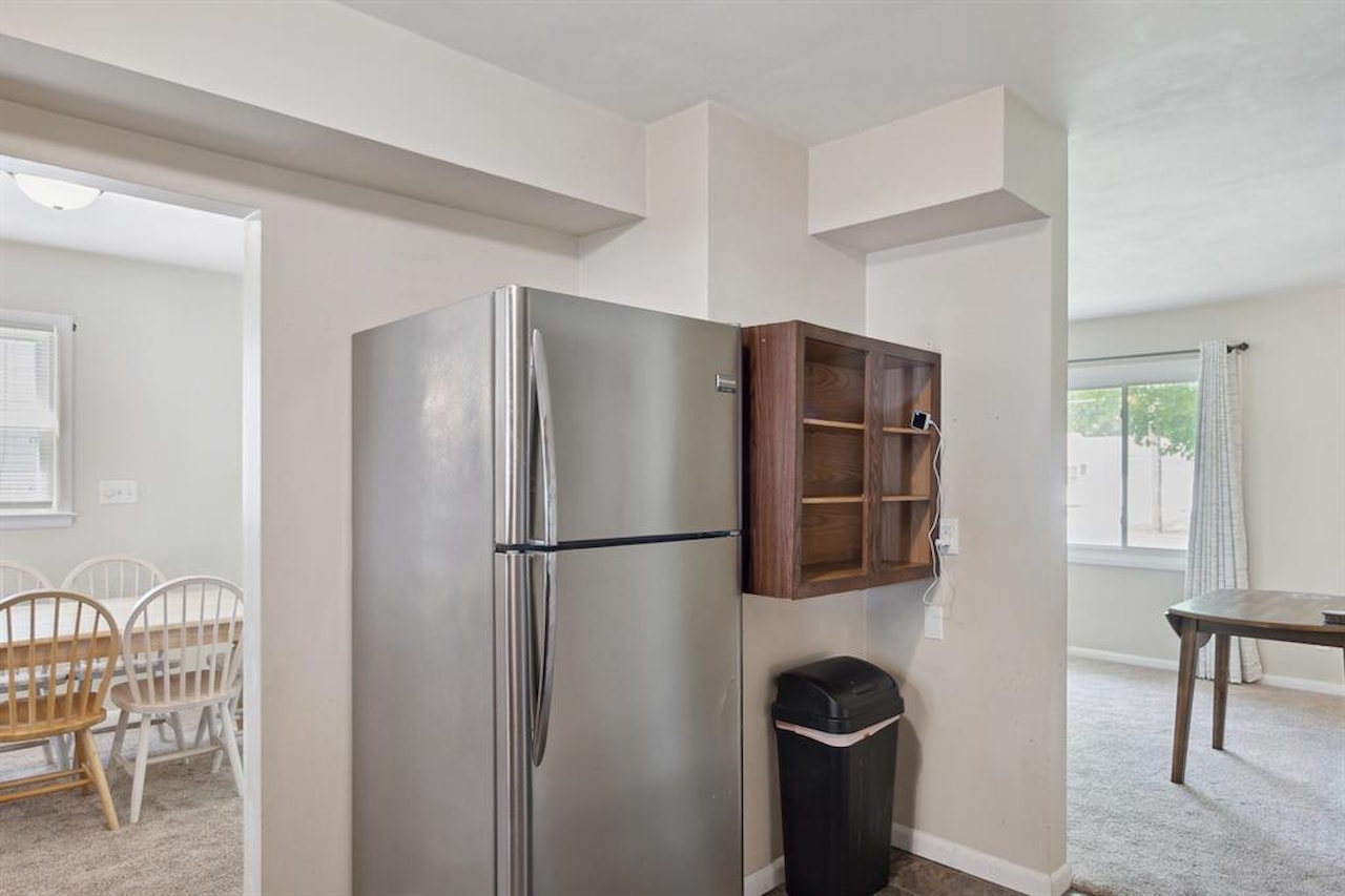 339 S Madison St in Adrian, MI Photo 12