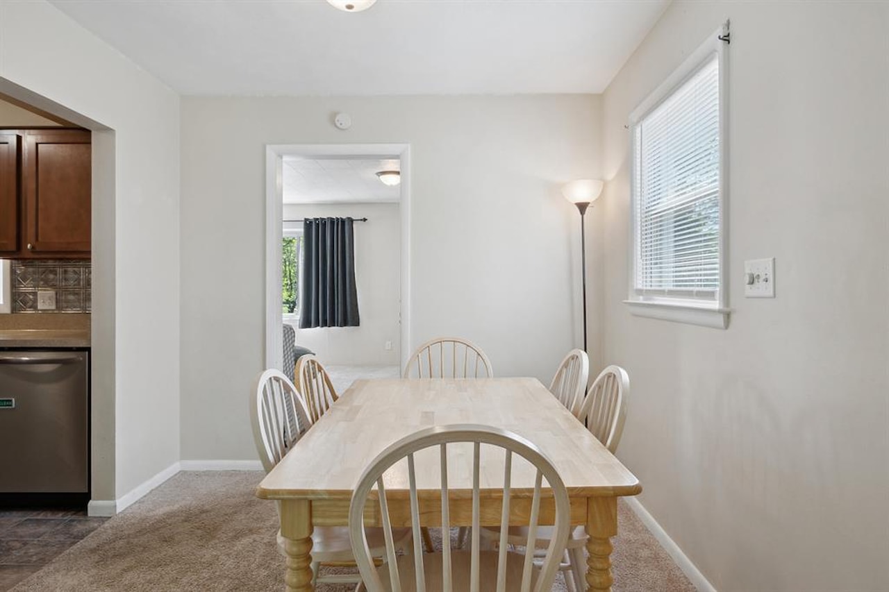 339 S Madison St in Adrian, MI Photo 16