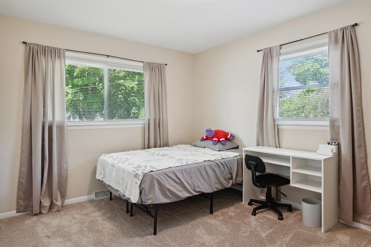 339 S Madison St in Adrian, MI Photo 26