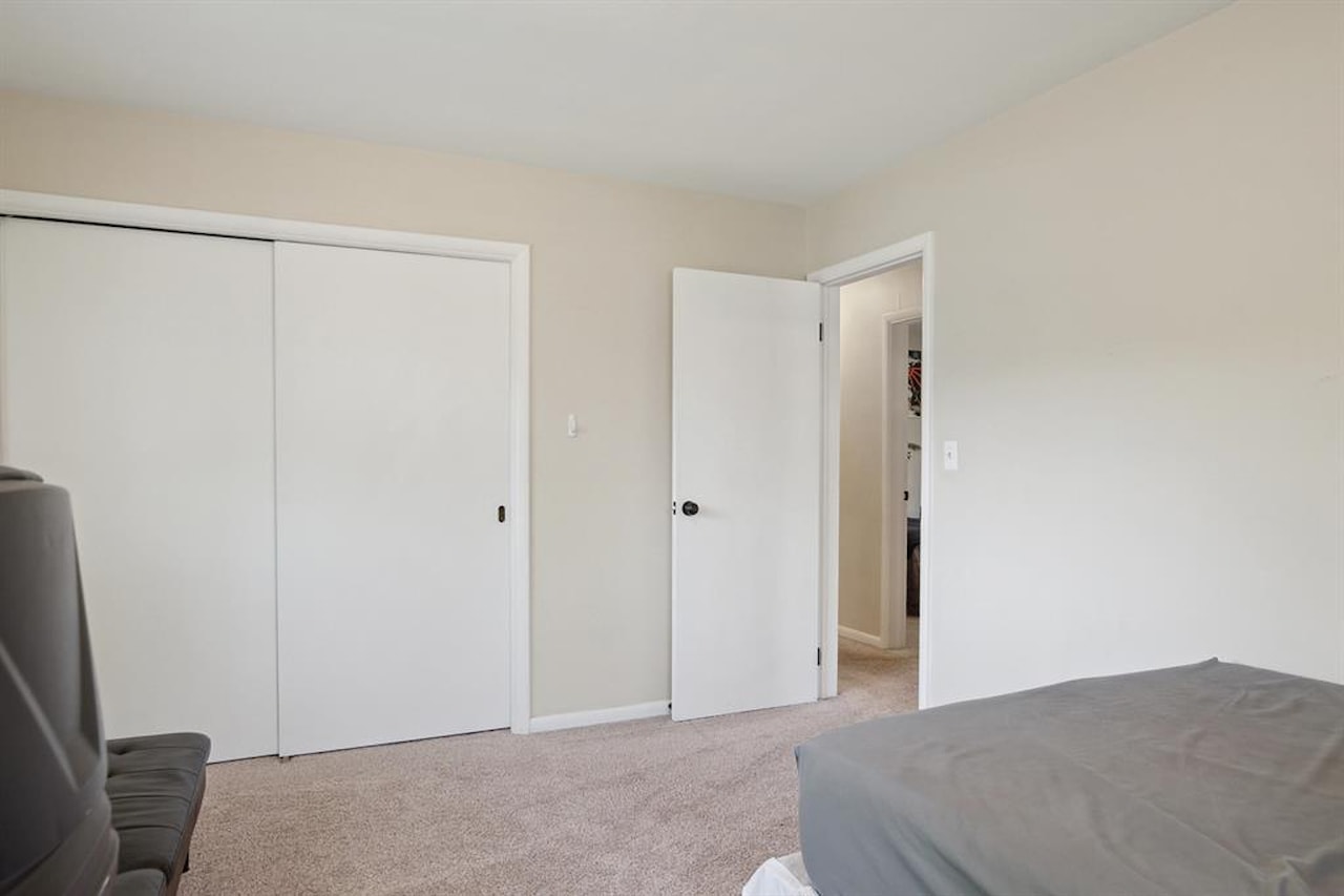 339 S Madison St in Adrian, MI Photo 31