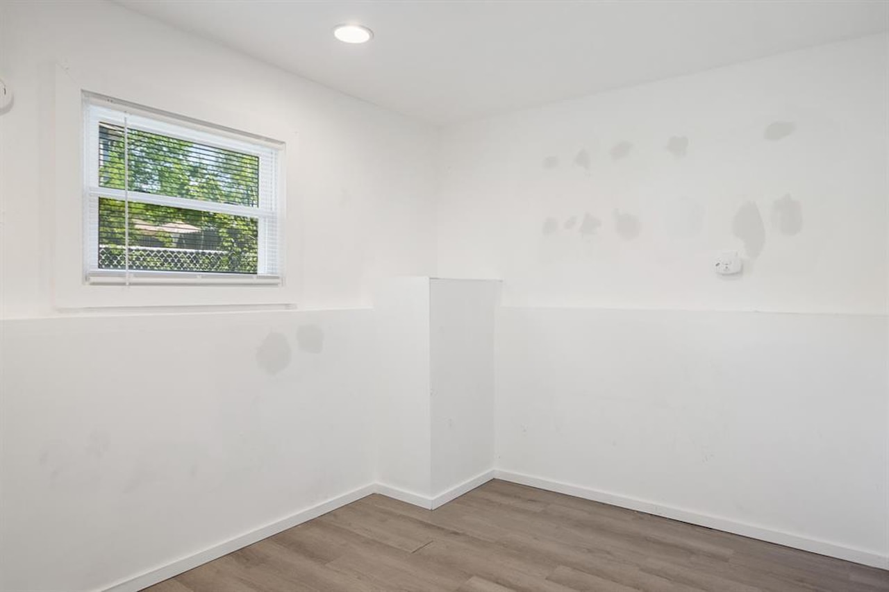 339 S Madison St in Adrian, MI Photo 35