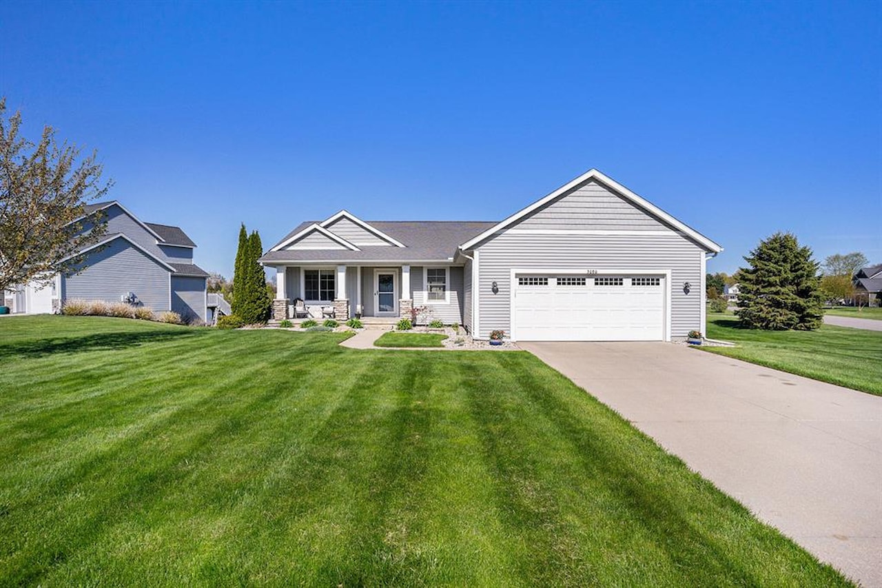 3080 Silver Fir Ct in Park Twp, MI Photo 3