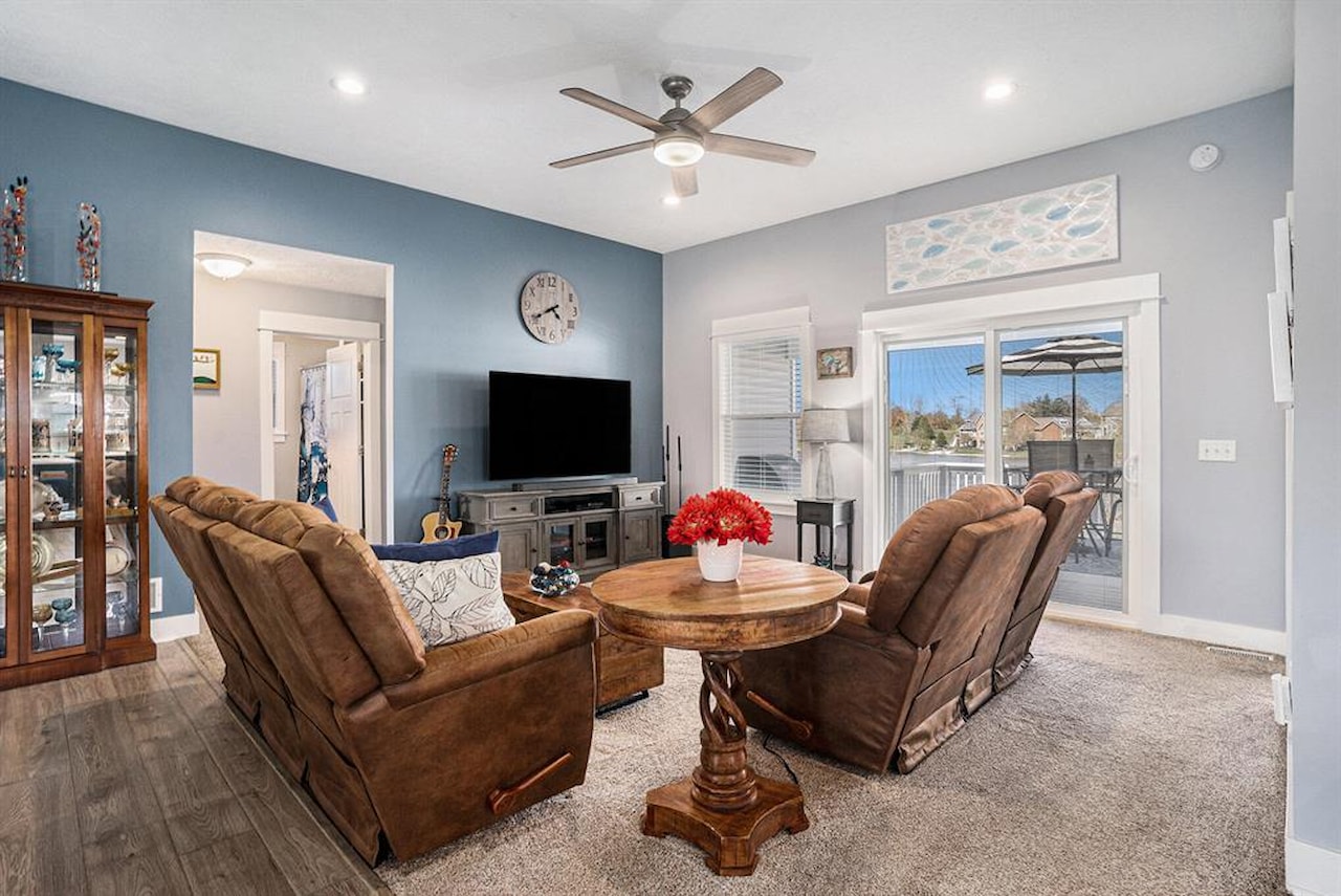 3080 Silver Fir Ct in Park Twp, MI Photo 5