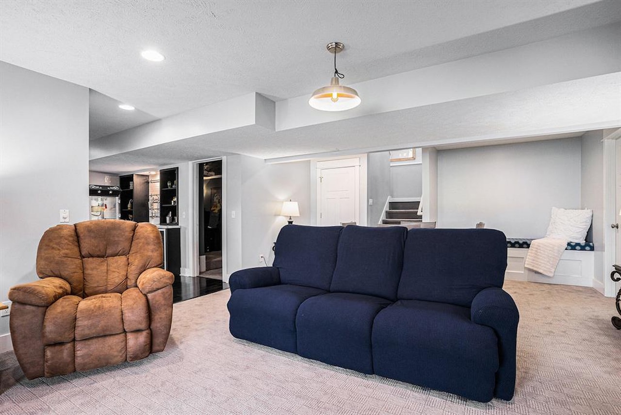 3080 Silver Fir Ct in Park Twp, MI Photo 17