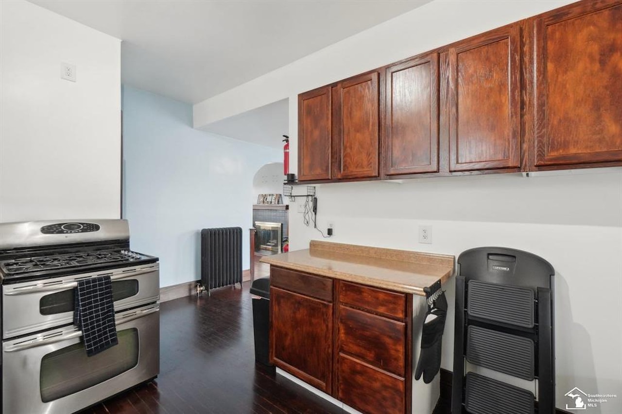 114 Walnut St in River Rouge, MI Photo 10