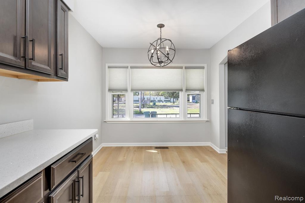 1820 Detroit Ave in Lincoln Park, MI Photo 18