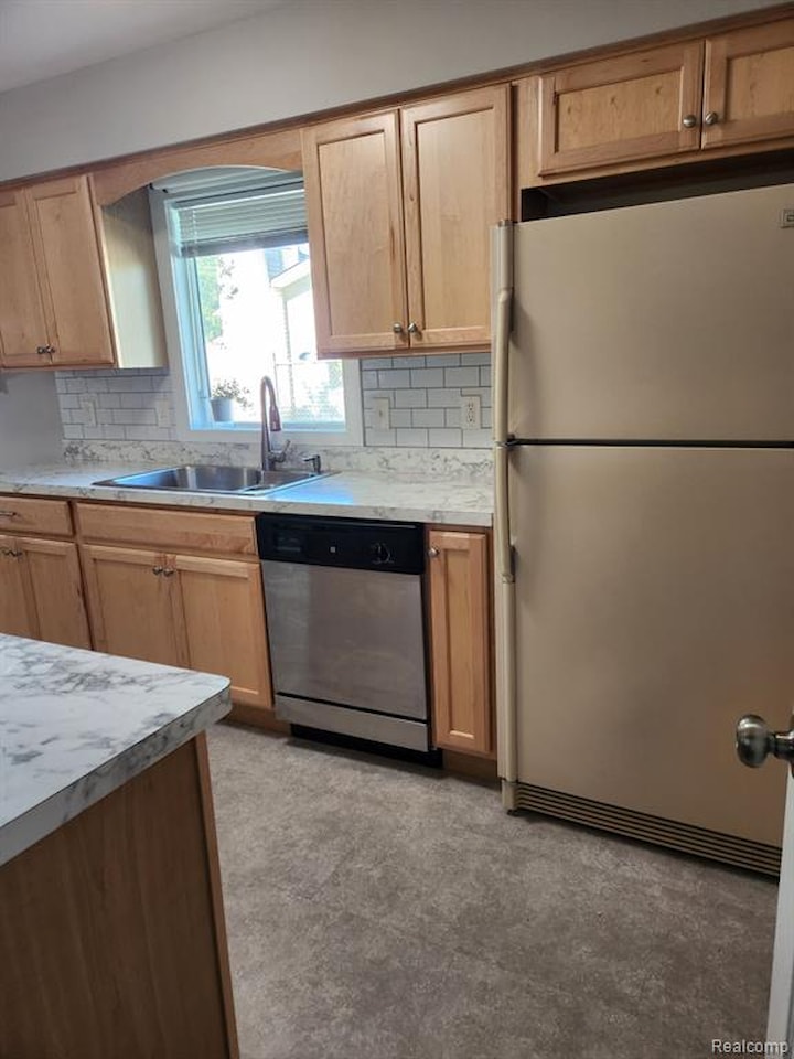 501 Virginia Ave in East Lansing, MI Photo 5