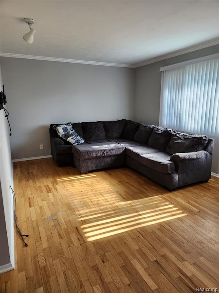 501 Virginia Ave in East Lansing, MI Photo 8