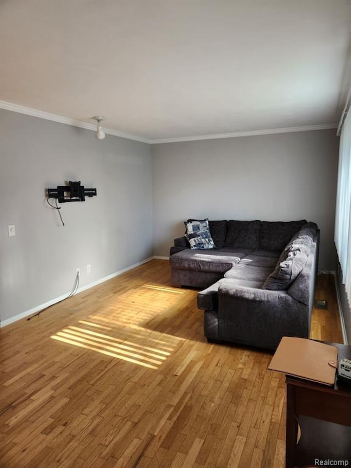 501 Virginia Ave in East Lansing, MI Photo 7